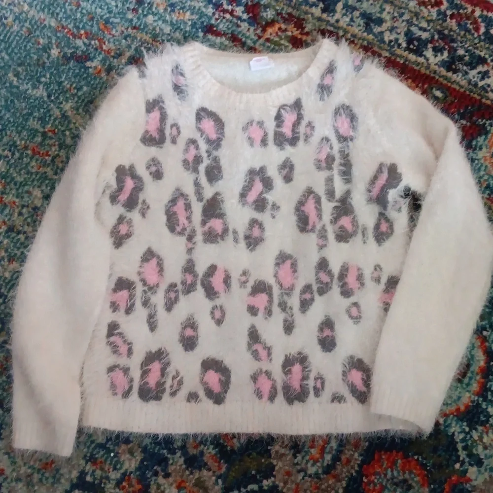 Super soft fuzzy cheetah print sweater